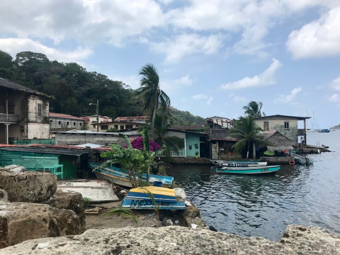 Portobelo dinghy dock